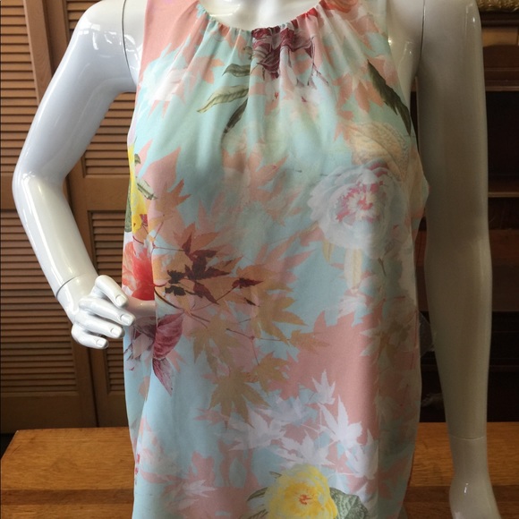 Vince Camuto Tops - NWT Vince Camuto Sleeveless Blouse